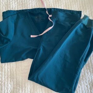 Figs Teal Scrub Set